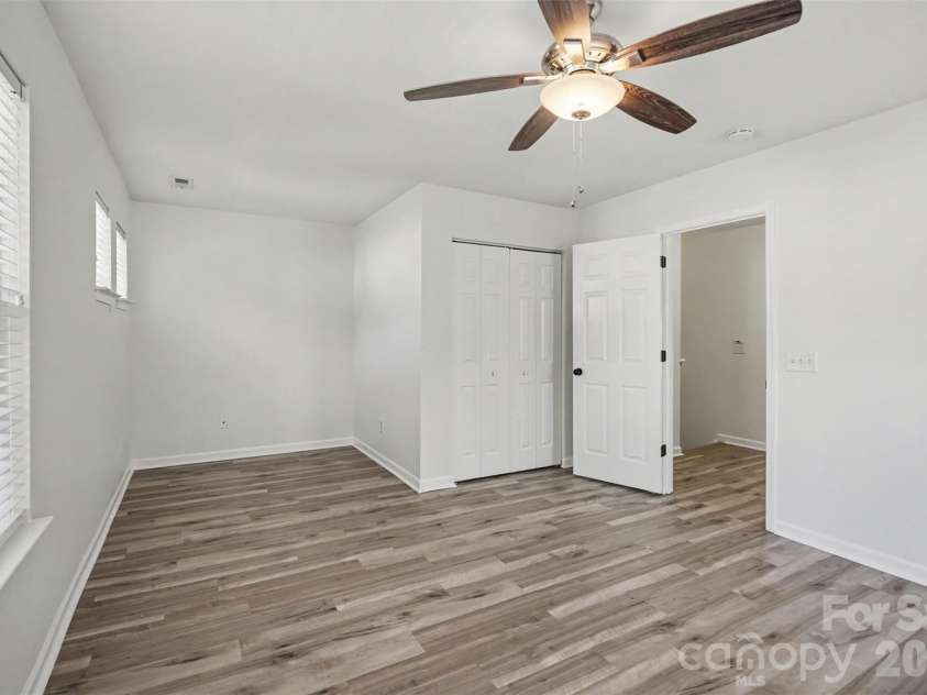 1240 Liberty Bell Court, Rock Hill, SC 29732.  MLS# CAR4429682, YatesRealty ID 53793. Upstairs front bedroom