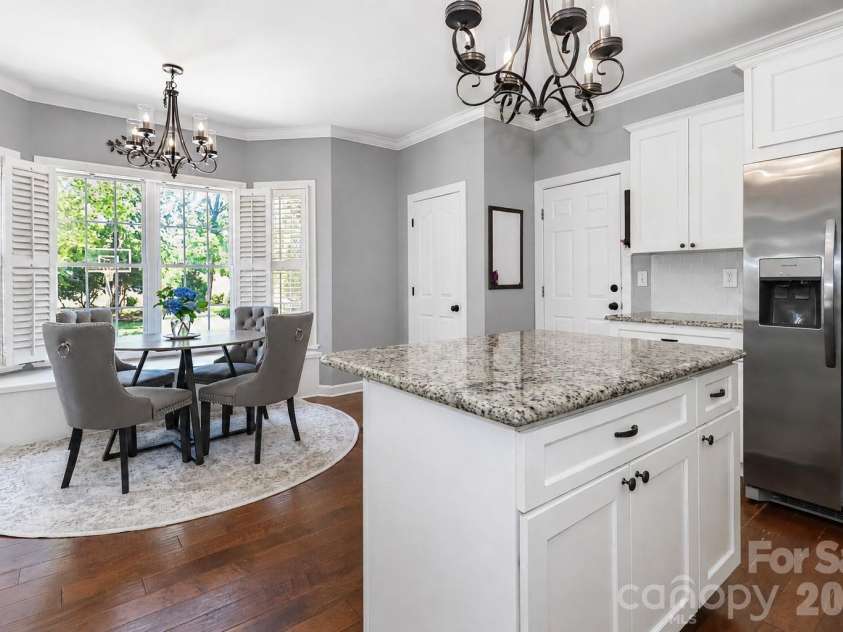 109 Longboat Road, Mooresville, NC 28117.  MLS# CAR4385933, YatesRealty ID 53795. 