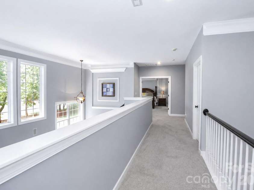 109 Longboat Road, Mooresville, NC 28117.  MLS# CAR4385933, YatesRealty ID 53795. 