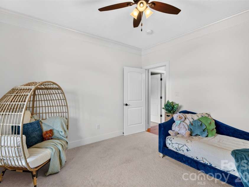 70 King Heights Drive, Fletcher, NC 28732.  MLS# CAR4427173, YatesRealty ID 53796. Bedroom