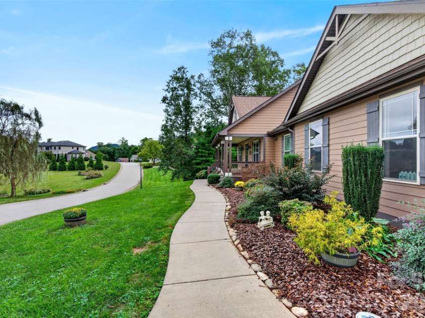 70 King Heights Drive, Fletcher, NC 28732.  MLS# CAR4427173, YatesRealty ID 53796. Front Walk Way
