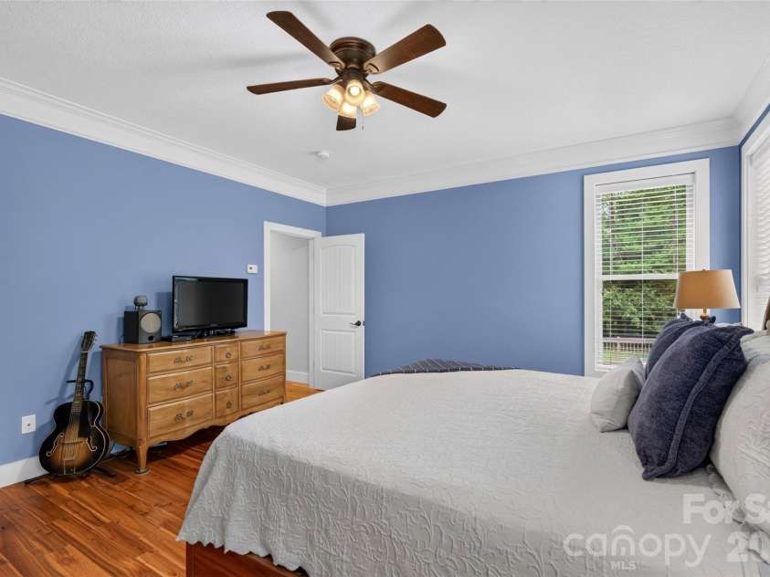 70 King Heights Drive, Fletcher, NC 28732.  MLS# CAR4427173, YatesRealty ID 53796. Primary Bedroom