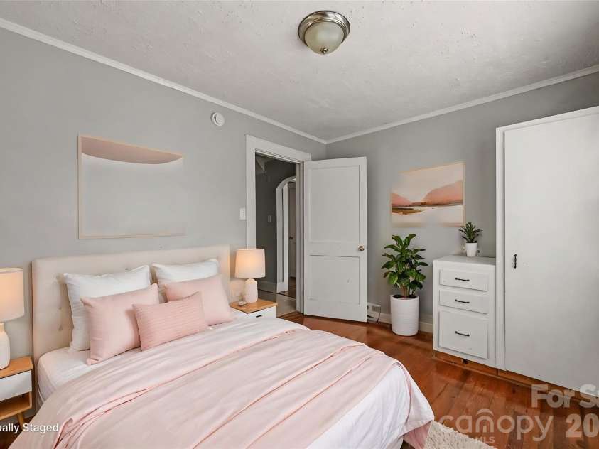2547/2549 Pinckney Avenue, Charlotte, NC 28205.  MLS# CAR4429702, YatesRealty ID 53798. 2549 Bedroom 1 *Virtually staged*