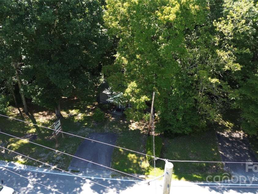 142 Whitewater Road, Sapphire, NC 28774.  MLS# CAR4229231, YatesRealty ID 538. 