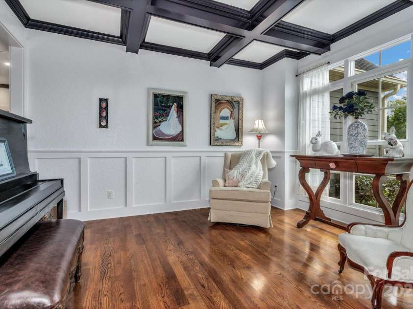 19 Angler Trail, Asheville, NC 28803.  MLS# CAR4189859, YatesRealty ID 5380. 