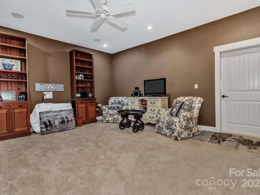 19 Angler Trail, Asheville, NC 28803.  MLS# CAR4189859, YatesRealty ID 5380. 
