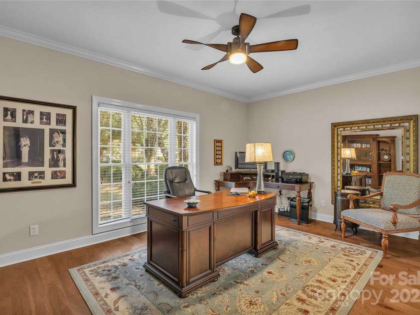 322 Glenview Drive, Salisbury, NC 28147.  MLS# CAR4303386, YatesRealty ID 5380. 