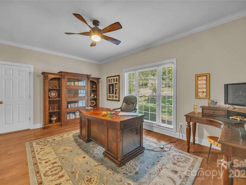 322 Glenview Drive, Salisbury, NC 28147.  MLS# CAR4303386, YatesRealty ID 5380. 