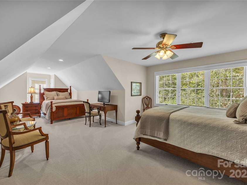 322 Glenview Drive, Salisbury, NC 28147.  MLS# CAR4303386, YatesRealty ID 5380. 