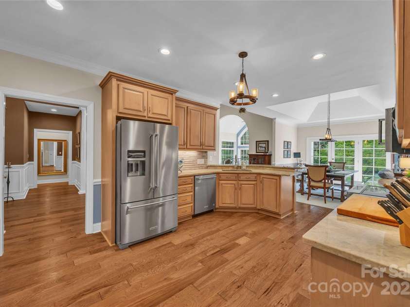 322 Glenview Drive, Salisbury, NC 28147.  MLS# CAR4303386, YatesRealty ID 5380. 