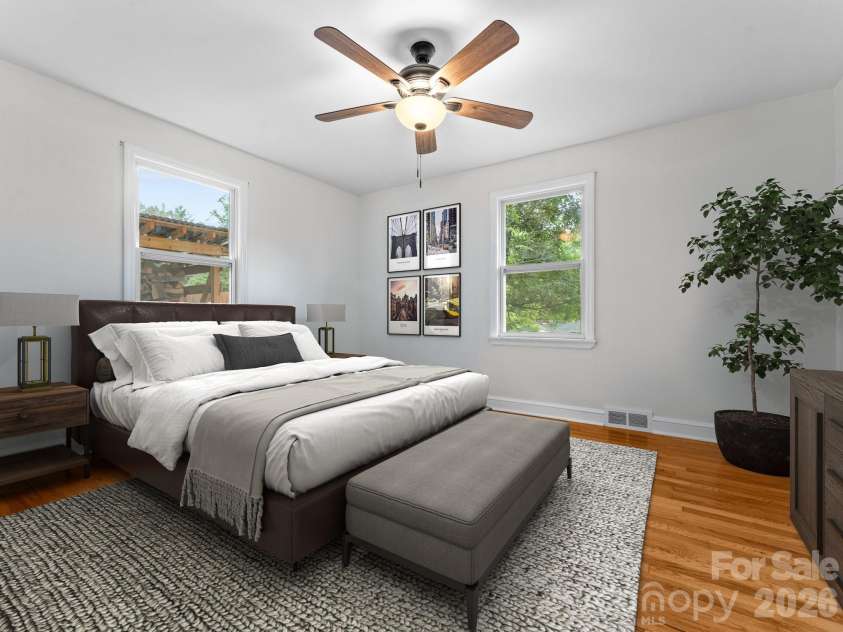400 Monte Vista Road, Candler, NC 28715.  MLS# CAR4424409, YatesRealty ID 53800. Virtually staged
