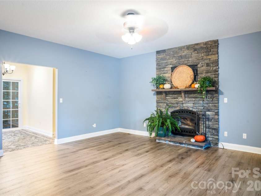 265 Raven Top Drive, Penrose, NC 28766.  MLS# CAR4416645, YatesRealty ID 53801. 