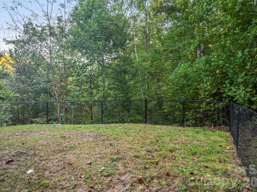 265 Raven Top Drive, Penrose, NC 28766.  MLS# CAR4416645, YatesRealty ID 53801. 