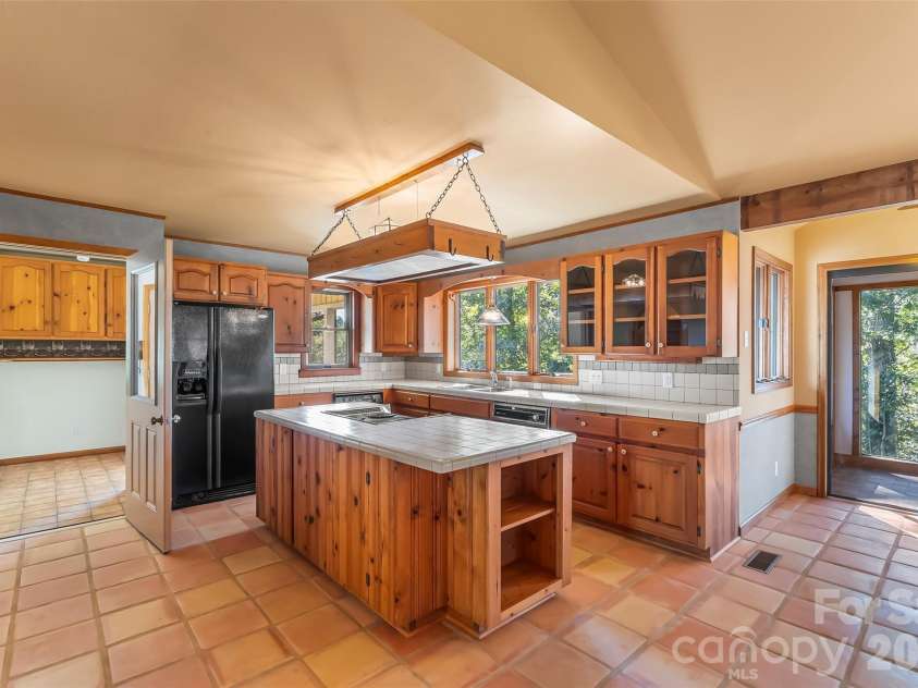 75 Bluebird Lane, Waynesville, NC 28785.  MLS# CAR4426045, YatesRealty ID 53803. 