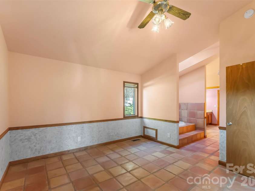 75 Bluebird Lane, Waynesville, NC 28785.  MLS# CAR4426045, YatesRealty ID 53803. 