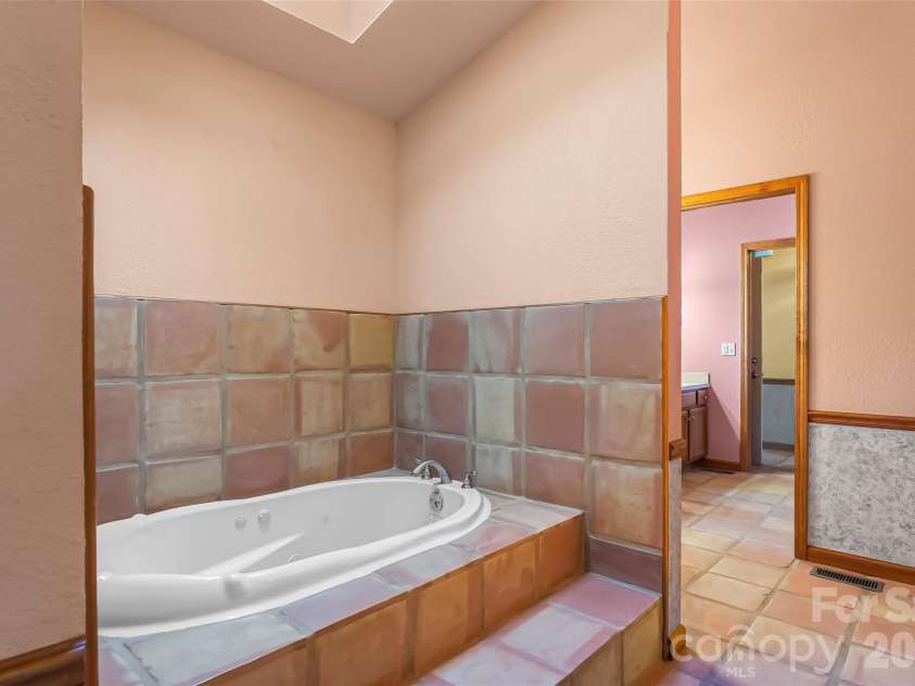 75 Bluebird Lane, Waynesville, NC 28785.  MLS# CAR4426045, YatesRealty ID 53803. 