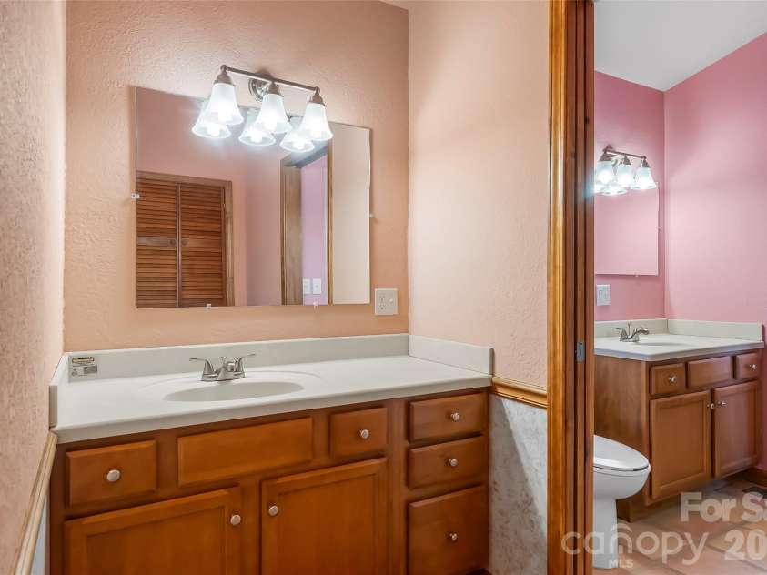 75 Bluebird Lane, Waynesville, NC 28785.  MLS# CAR4426045, YatesRealty ID 53803. 