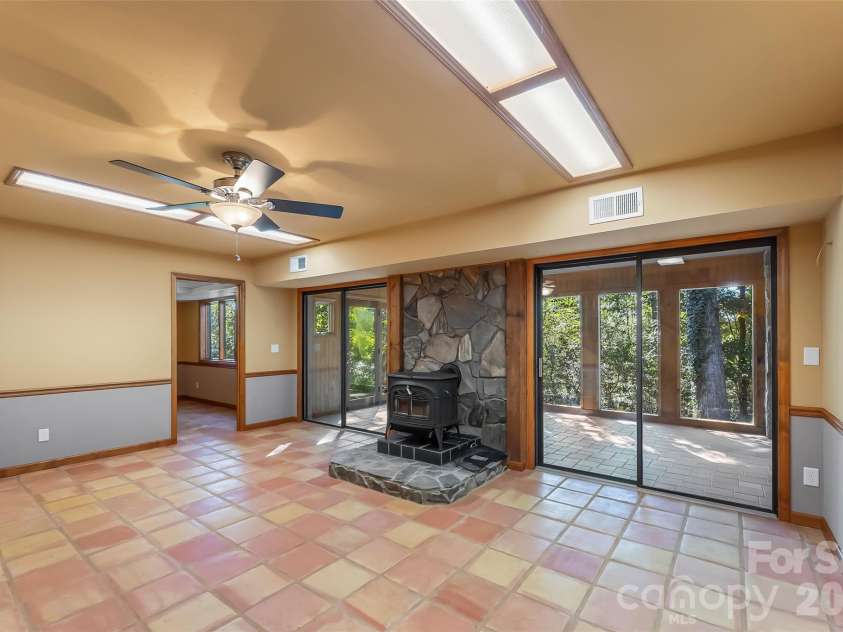 75 Bluebird Lane, Waynesville, NC 28785.  MLS# CAR4426045, YatesRealty ID 53803. 