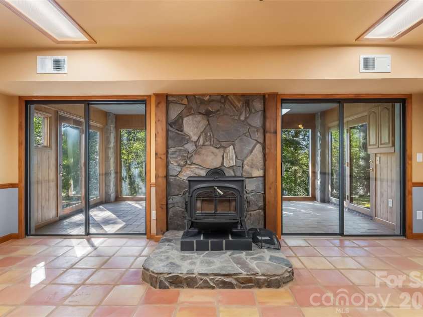 75 Bluebird Lane, Waynesville, NC 28785.  MLS# CAR4426045, YatesRealty ID 53803. 