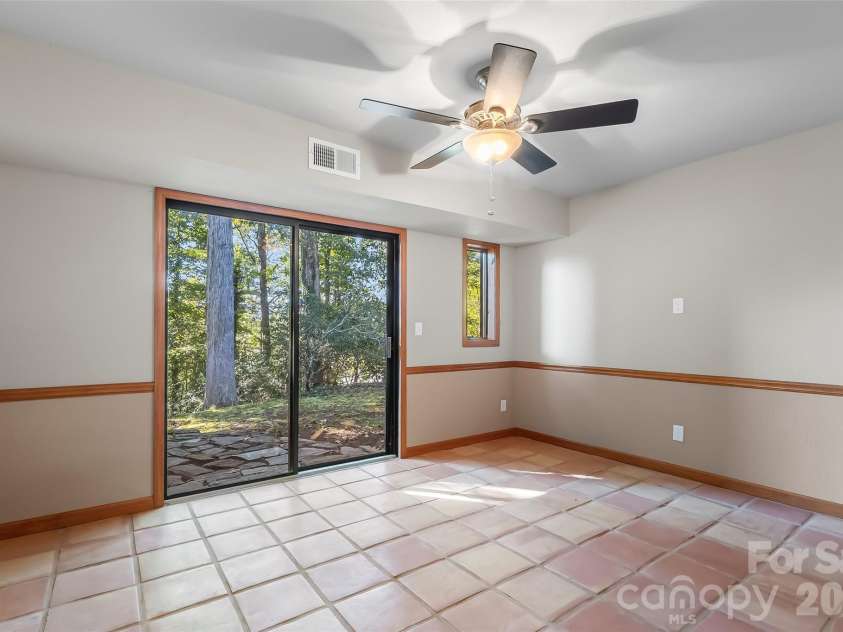 75 Bluebird Lane, Waynesville, NC 28785.  MLS# CAR4426045, YatesRealty ID 53803. 