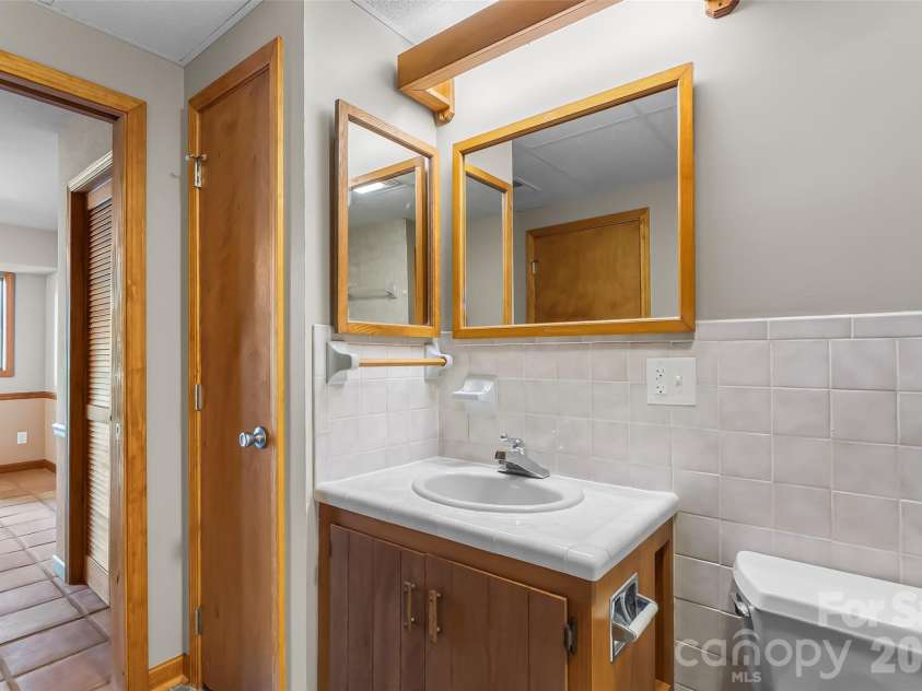 75 Bluebird Lane, Waynesville, NC 28785.  MLS# CAR4426045, YatesRealty ID 53803. 