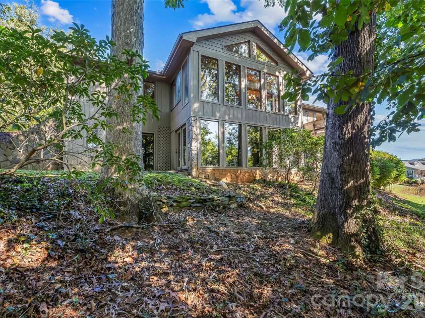 75 Bluebird Lane, Waynesville, NC 28785.  MLS# CAR4426045, YatesRealty ID 53803. 