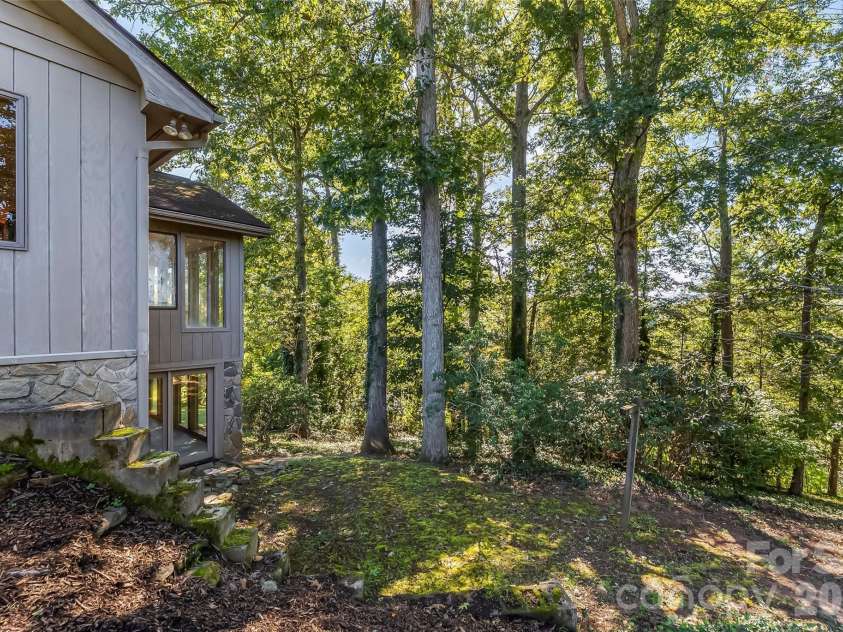 75 Bluebird Lane, Waynesville, NC 28785.  MLS# CAR4426045, YatesRealty ID 53803. 