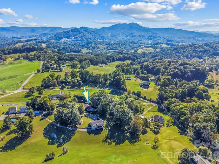 75 Bluebird Lane, Waynesville, NC 28785.  MLS# CAR4426045, YatesRealty ID 53803. 