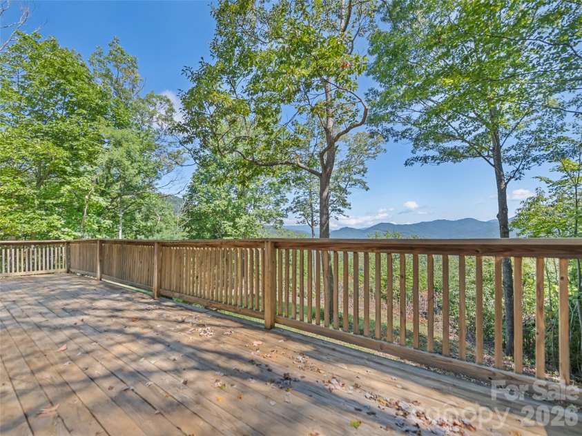 10435 White Oak Road, Waynesville, NC 28785.  MLS# CAR4429954, YatesRealty ID 53804. 