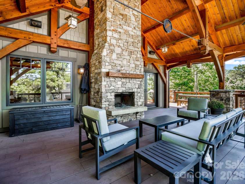140 Settings Boulevard, Black Mountain, NC 28711.  MLS# CAR4427841, YatesRealty ID 53805. 