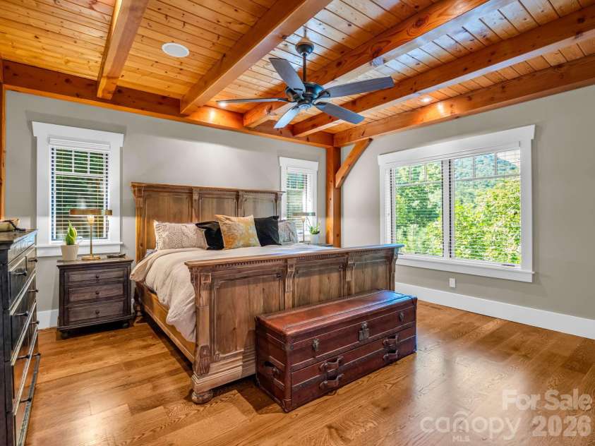 140 Settings Boulevard, Black Mountain, NC 28711.  MLS# CAR4427841, YatesRealty ID 53805. 