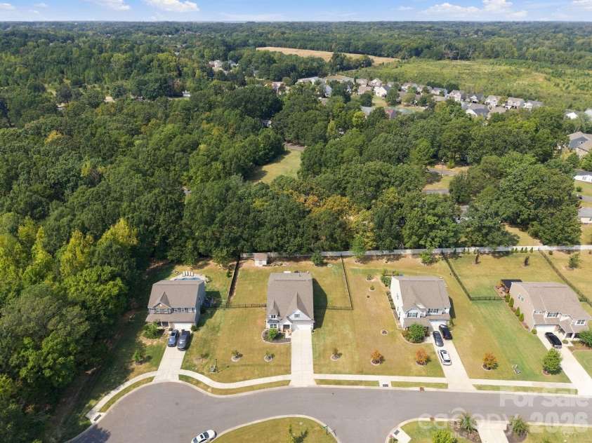 302 Samuel Street, Matthews, NC 28104.  MLS# CAR4428975, YatesRealty ID 53806. 