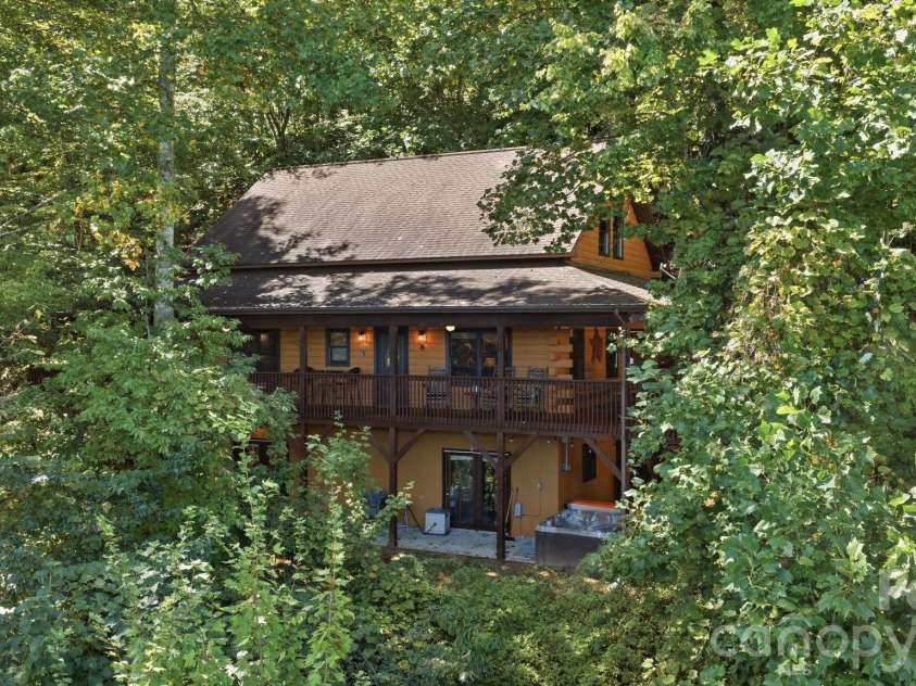 355 Oak Ridge Lane, Whittier, NC 28789.  MLS# CAR4427671, YatesRealty ID 53809. 