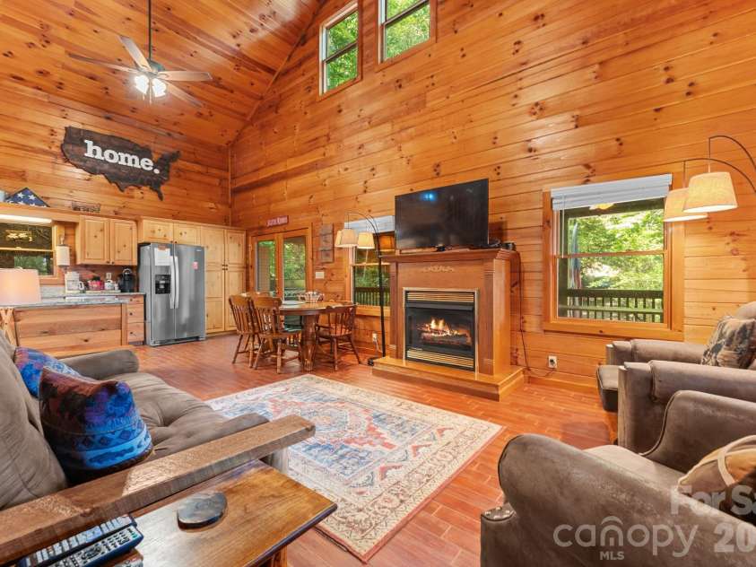 355 Oak Ridge Lane, Whittier, NC 28789.  MLS# CAR4427671, YatesRealty ID 53809. 