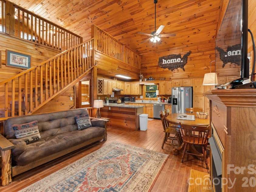 355 Oak Ridge Lane, Whittier, NC 28789.  MLS# CAR4427671, YatesRealty ID 53809. 