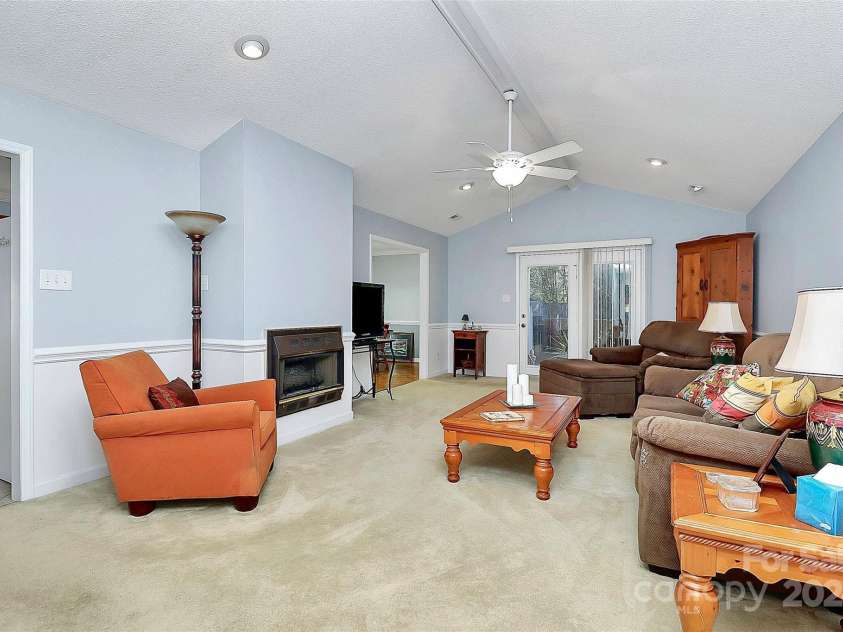 1811 Charter Drive, Rock Hill, SC 29732.  MLS# CAR4201997, YatesRealty ID 5381. 