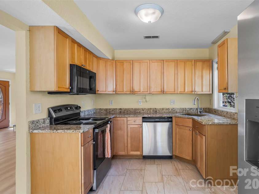 221 Old US 70 Highway, Black Mountain, NC 28711.  MLS# CAR4428079, YatesRealty ID 53812. Kitchen with new appliances