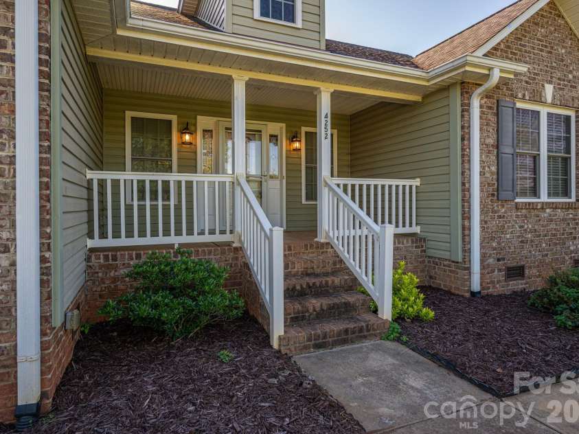 4252 Goodson Road, Maiden, NC 28650.  MLS# CAR4429073, YatesRealty ID 53815. Front Porch