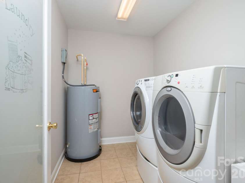 4252 Goodson Road, Maiden, NC 28650.  MLS# CAR4429073, YatesRealty ID 53815. Laundry