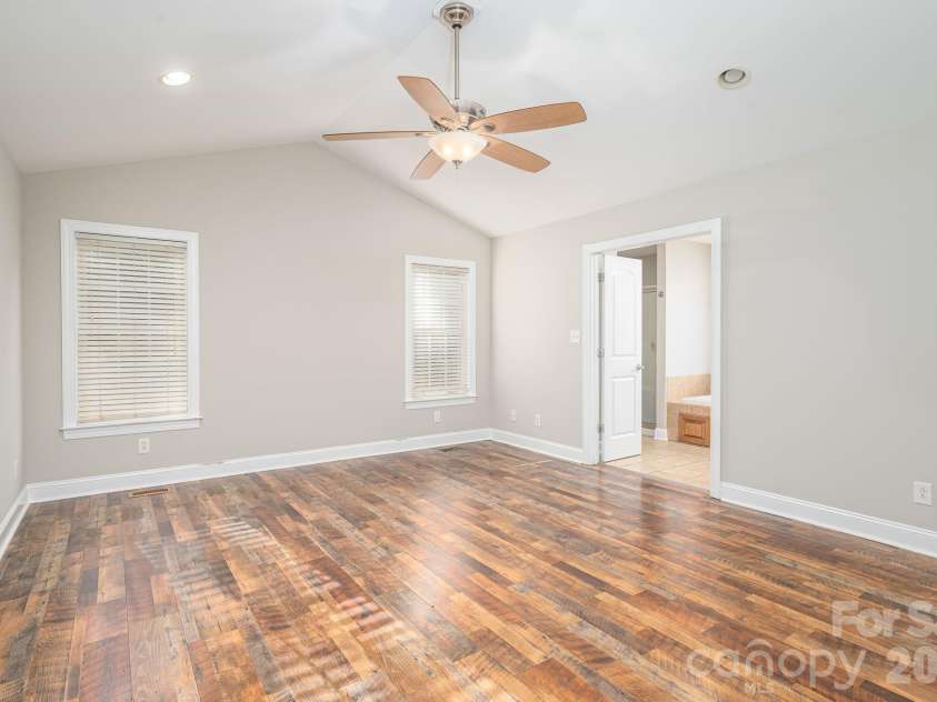 4252 Goodson Road, Maiden, NC 28650.  MLS# CAR4429073, YatesRealty ID 53815. Primary Bedroom