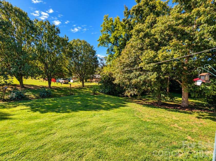 106 Valley View Street, Morganton, NC 28655.  MLS# CAR4429026, YatesRealty ID 53816. 