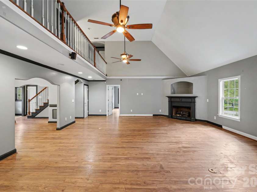 1166 Mustang Lane, York, SC 29745.  MLS# CAR4419928, YatesRealty ID 53817. 