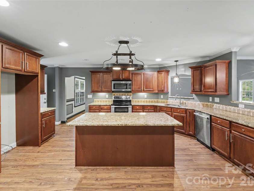 1166 Mustang Lane, York, SC 29745.  MLS# CAR4419928, YatesRealty ID 53817. 