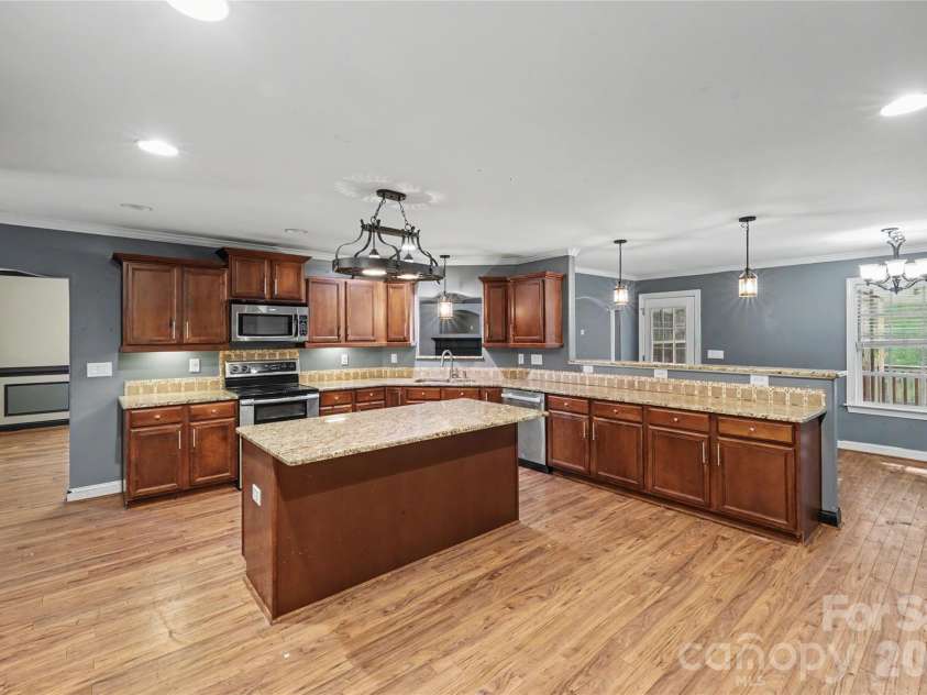 1166 Mustang Lane, York, SC 29745.  MLS# CAR4419928, YatesRealty ID 53817. 