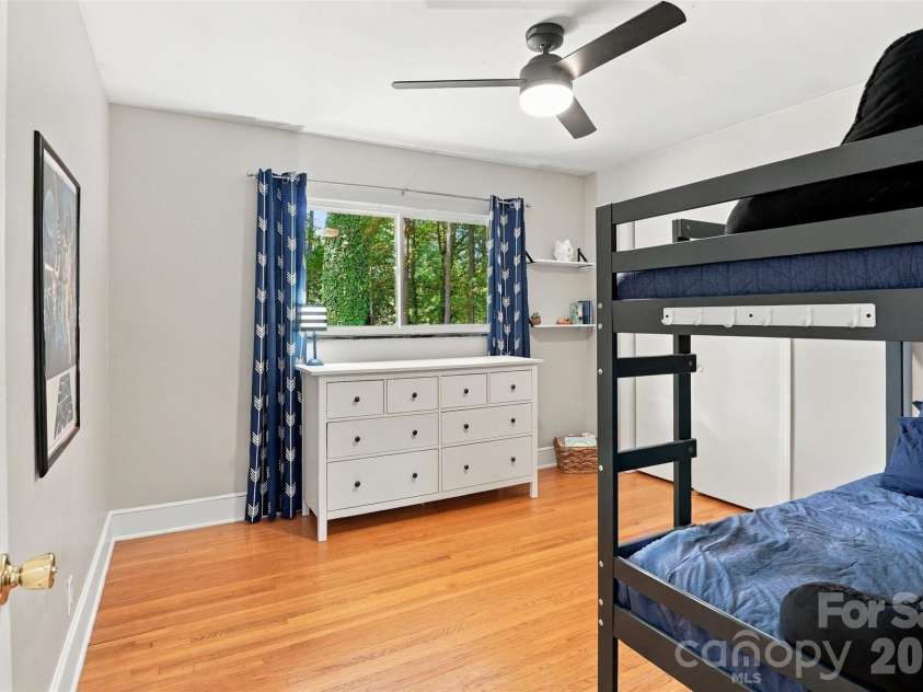 3319 Campbell Drive, Charlotte, NC 28205.  MLS# CAR4424330, YatesRealty ID 53818. 