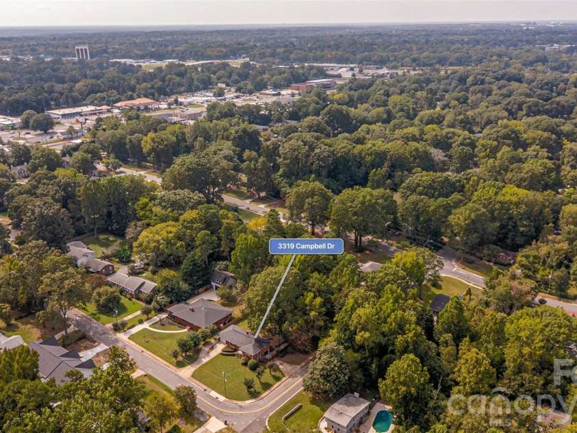 3319 Campbell Drive, Charlotte, NC 28205.  MLS# CAR4424330, YatesRealty ID 53818. 