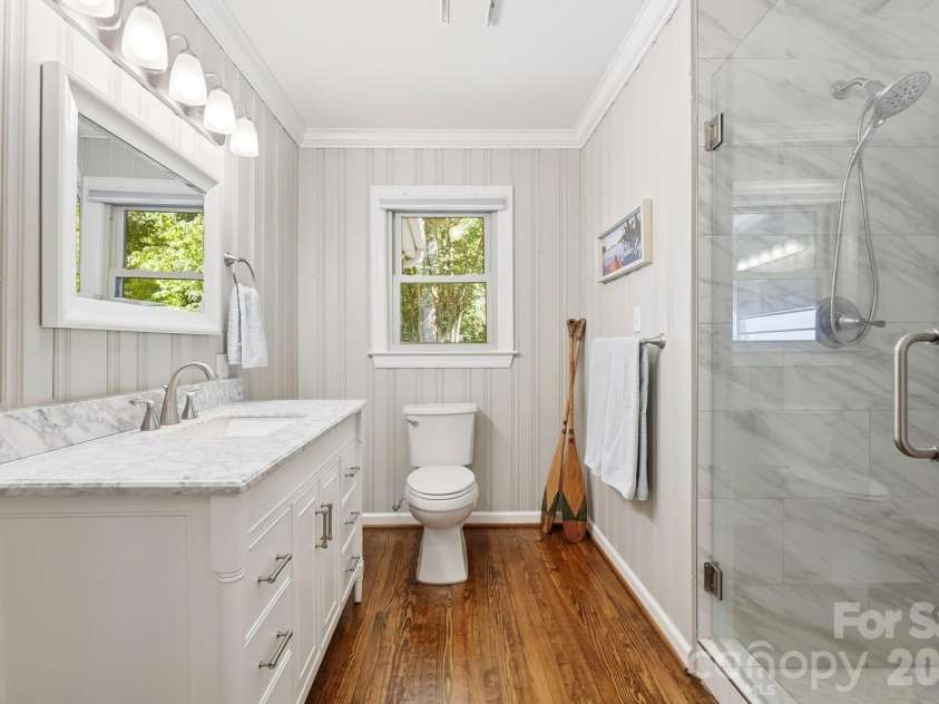 17424 Grasshopper Lane, Charlotte, NC 28278.  MLS# CAR4426978, YatesRealty ID 53822. 