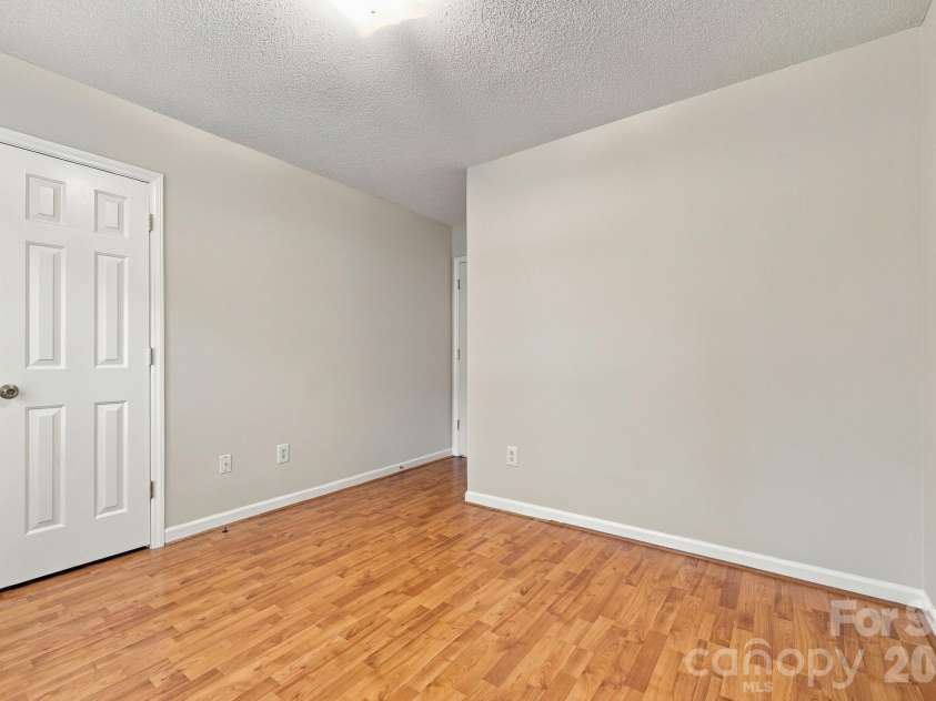1716 Pine Knoll Court, Asheboro, NC 27203.  MLS# CAR4429433, YatesRealty ID 53826. Third Bedroom