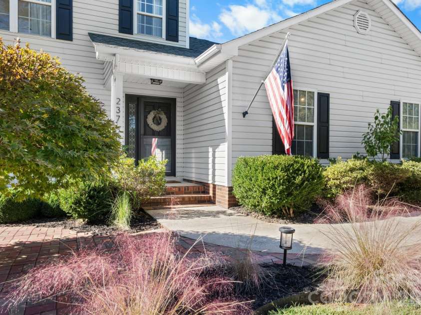 237 Scotts Creek Road, Statesville, NC 28625.  MLS# CAR4429792, YatesRealty ID 53828. 