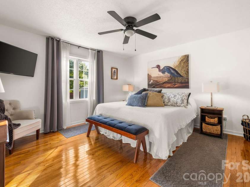 237 Scotts Creek Road, Statesville, NC 28625.  MLS# CAR4429792, YatesRealty ID 53828. 